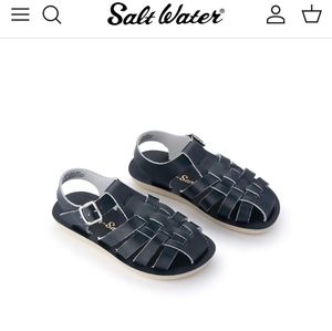 Salt water by Hoy sandals size 7